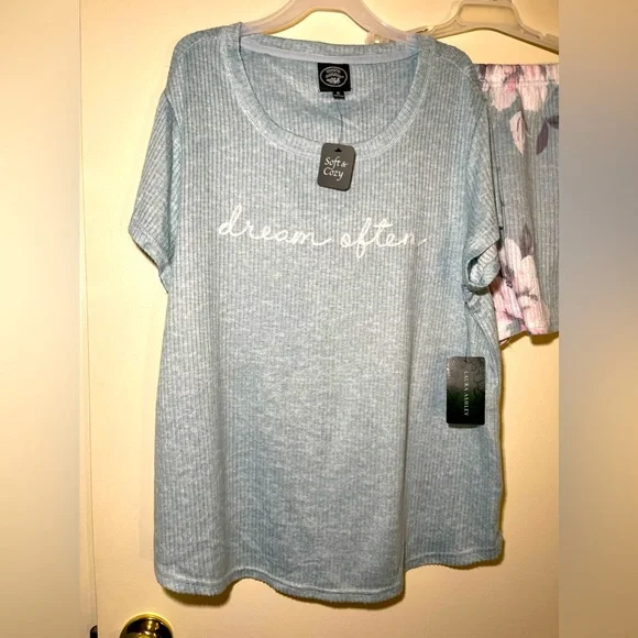 Laura Ashley 2 piece pajama set short sleeve top shorts XL NWT - Picture 3 of 8